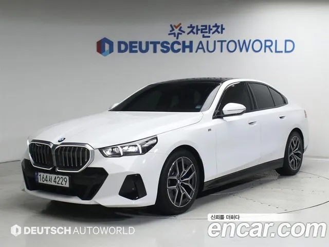 BMW 5 (G60) 520i M