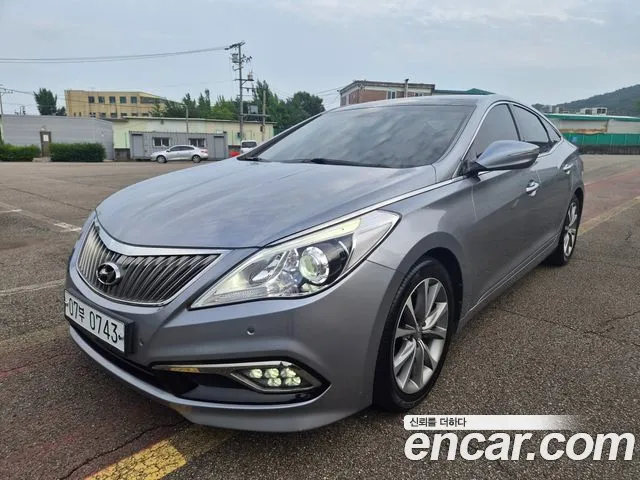 Hyundai Grandeur HG HG240