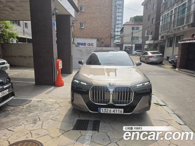 BMW 7 (G70) 740d xDrive M