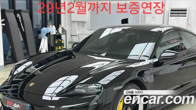 Porsche Taycan Turbo S