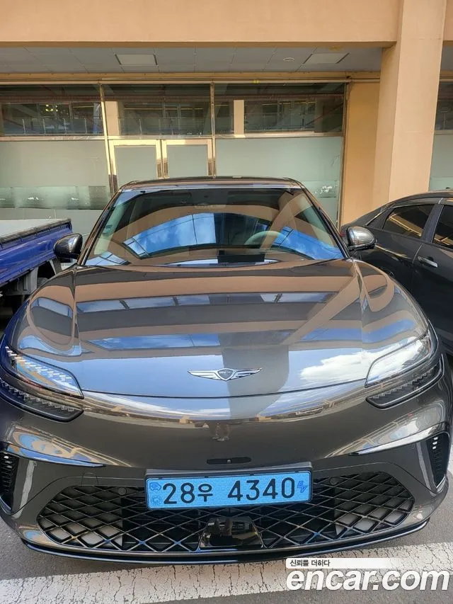 Genesis GV60