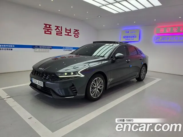 Kia K5 Hybrid 3 Signature