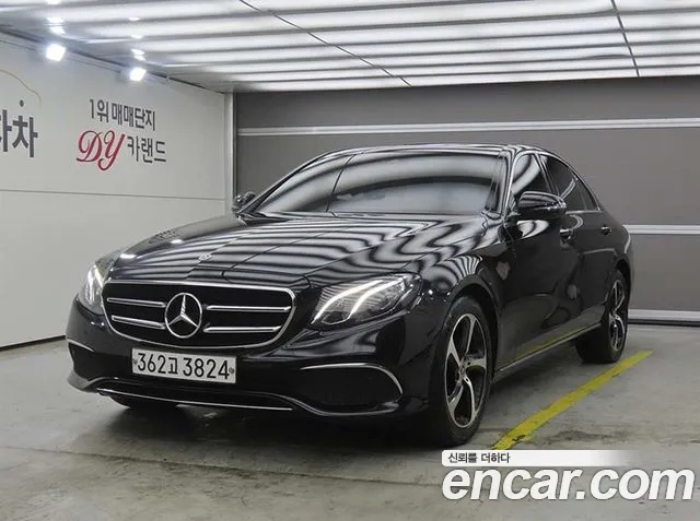 Mercedes-Benz E- W213 E250
