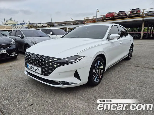 Hyundai The New Grandeur IG Hybrid