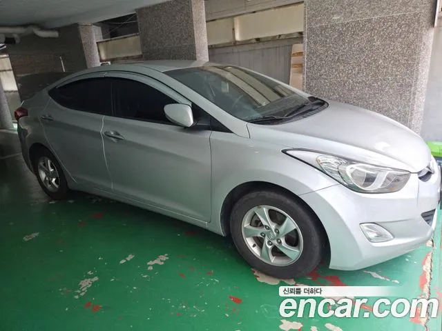 Hyundai Avante MD M16 GDI