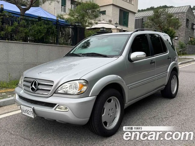 Mercedes-Benz M- W163 ML350