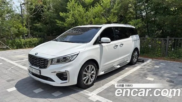 Kia The New Carnival 9 Noblesse