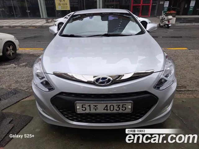 Hyundai Sonata Hybrid 2.0