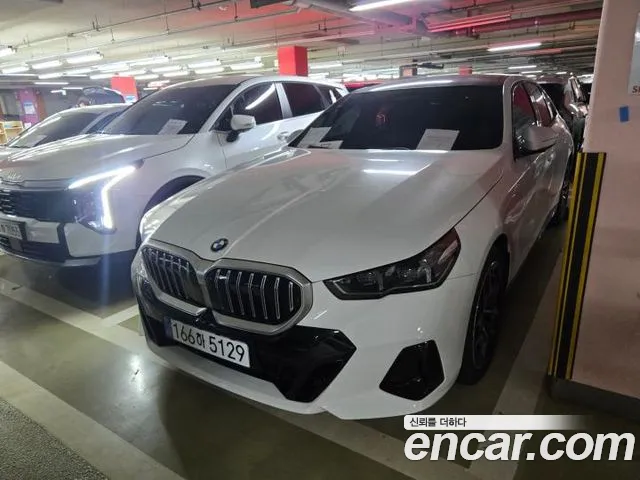 BMW 5 (G60) 520i M