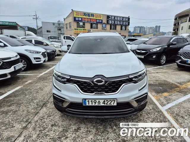 Renault Korea The New QM6 2.0 LPe RE Signature 2WD