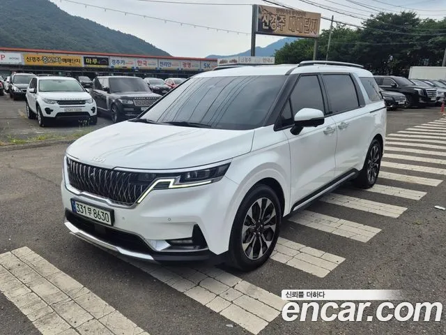 Kia Carnival 4 Gasoline 9 Noblesse