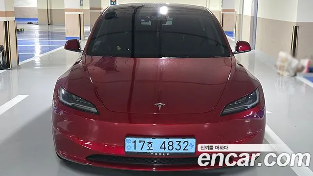 Tesla 3 AWD