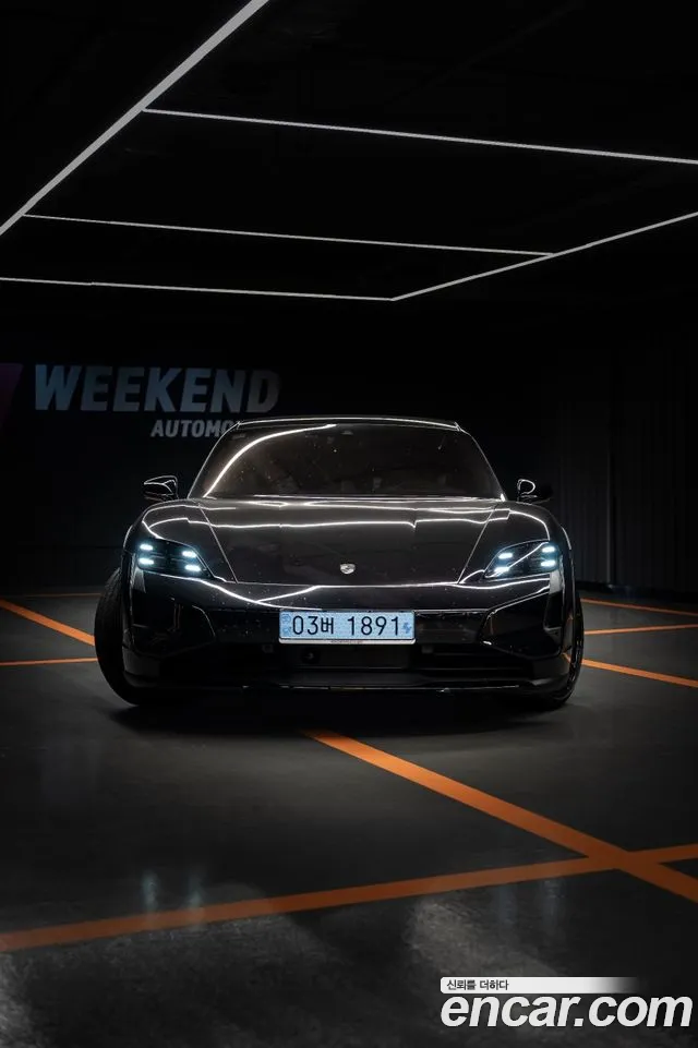 Porsche Taycan Turbo