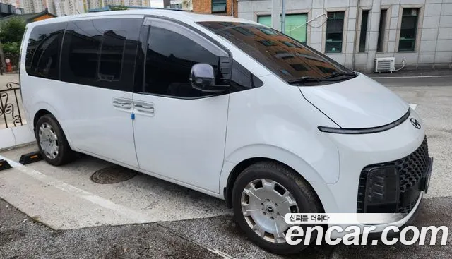 Hyundai Staria 7 Inspiration