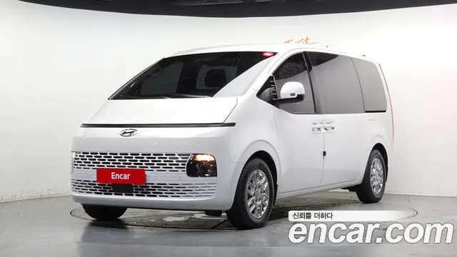 Hyundai Staria 9