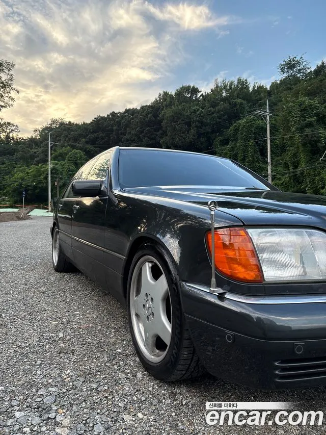 Mercedes-Benz S-Class S320 L W140