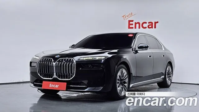 BMW 7 Series (G70) 740 d xDrive
