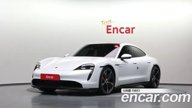 Porsche Taycan 4 S