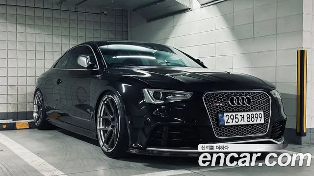 Audi RS5 4.2 FSI 8 T3
