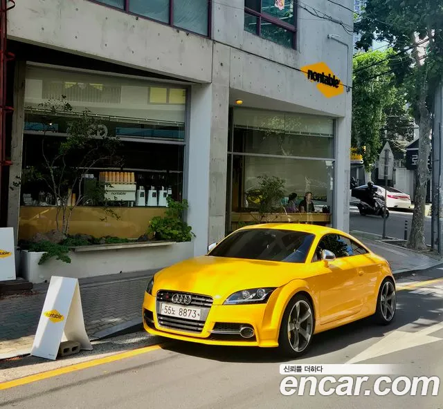 Audi New TT 2.0 TFSI 8 J