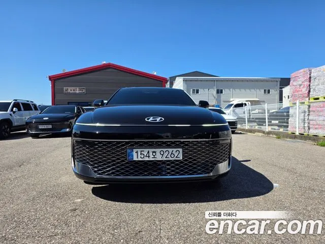 Hyundai The New Grandeur Hybrid (GN7)