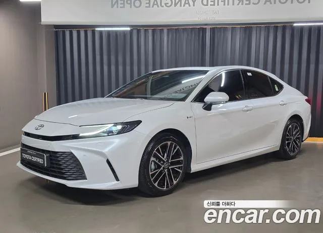 Toyota Camry (XV80) 2.5 XLE Hybrid