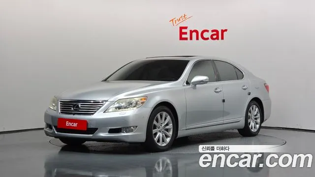 Lexus LS460 STD XF40