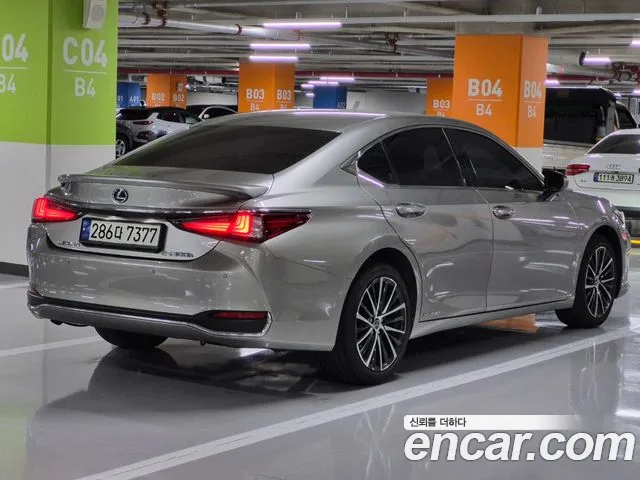 Lexus ES300 h 7 generation Luxury