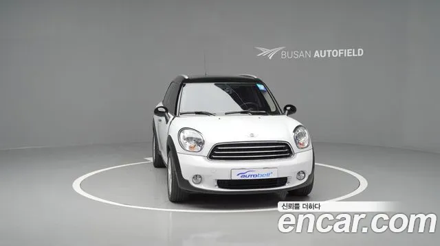 MINI Cooper D Countryman Base 1