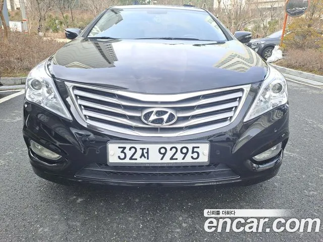 Hyundai Grandeur HG HG240