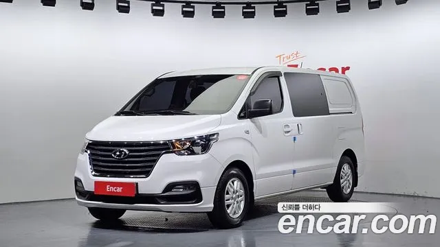 Hyundai The New Grand Starex 5