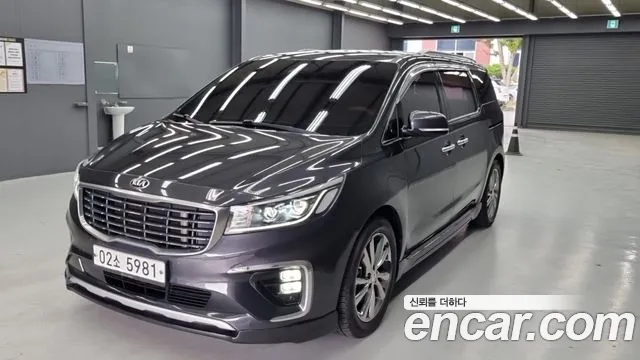Kia The New Carnival 9 Noblesse