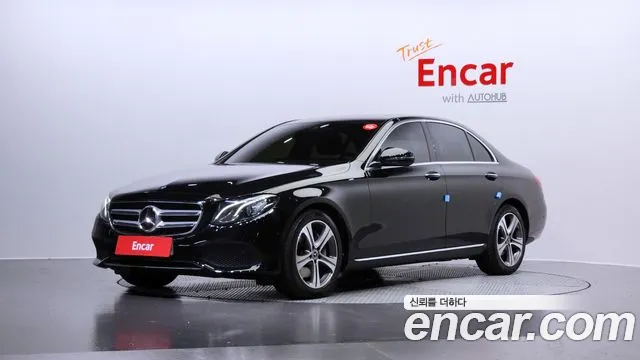 Mercedes-Benz E- W213 E300