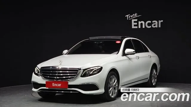 Mercedes-Benz E- W213 E300 4MATIC Exclusive