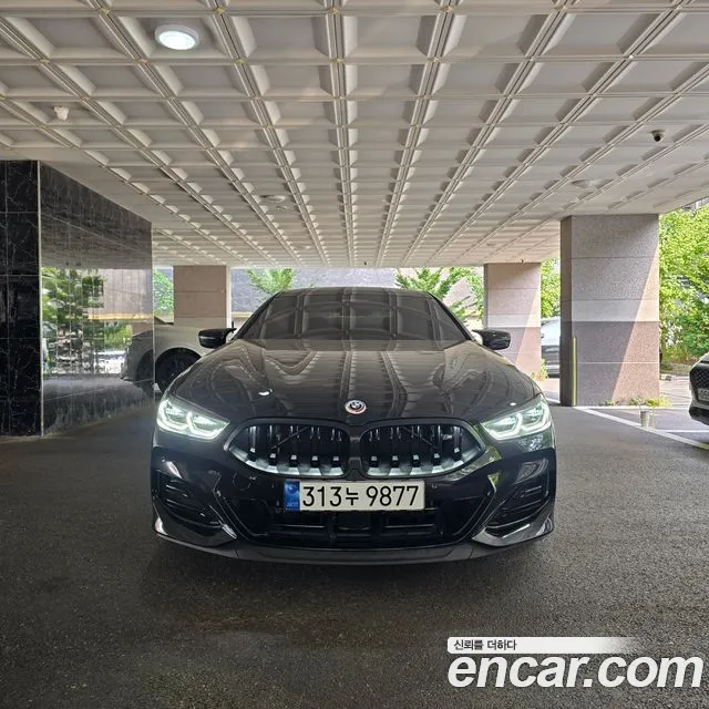 BMW 8 (G15) M850i xDrive