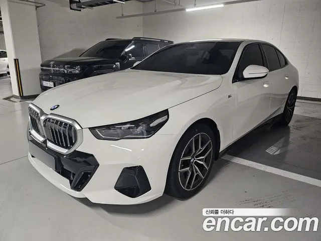 BMW 5 (G60) 520i M