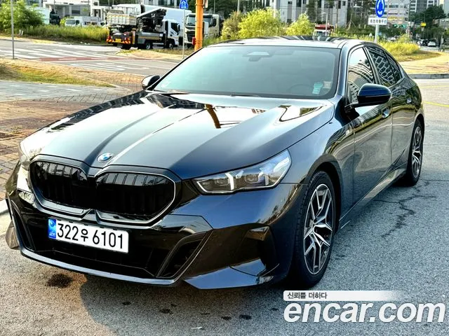 BMW 5 (G60) 520i M