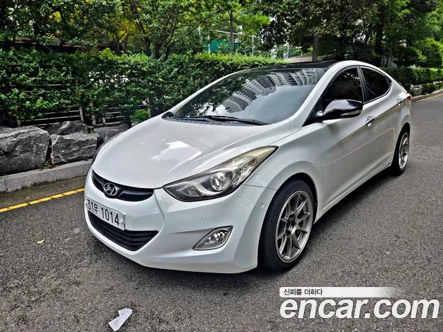 Hyundai Avante MD M16 GDI