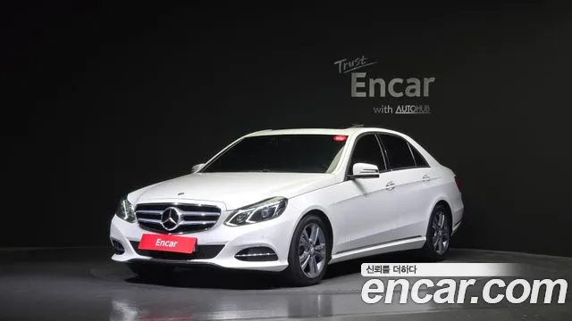 Mercedes-Benz E- W212 E220 CDI
