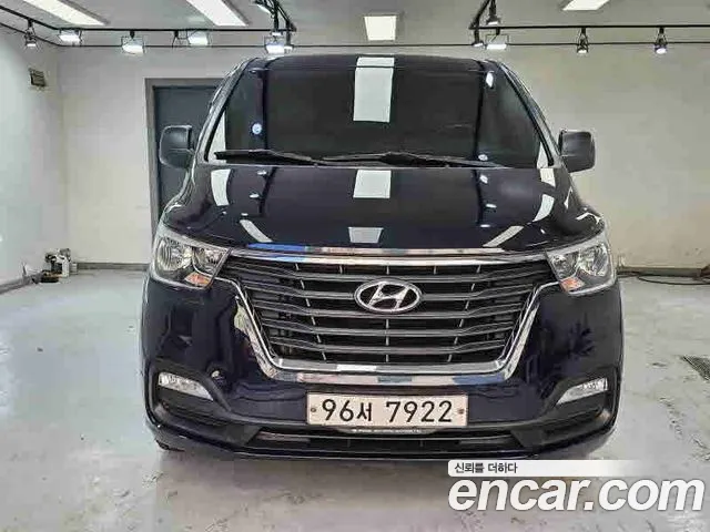 Hyundai The New Grand Starex 5