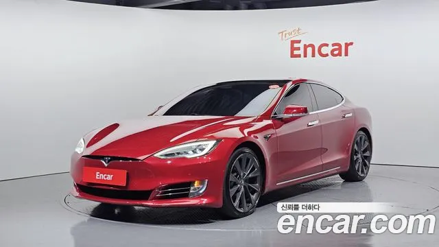 Tesla S