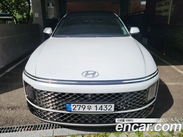 Hyundai Grandeur (GN7) 2.5 Gasoline 2WD
