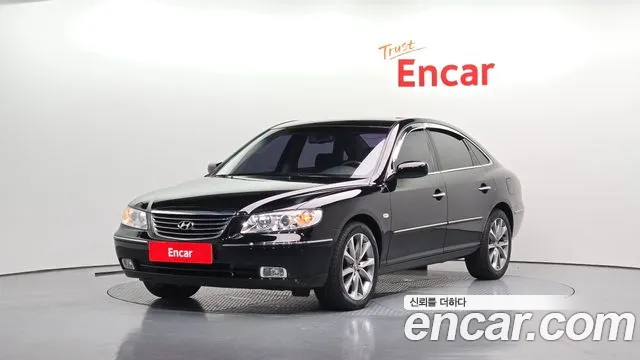 Hyundai Grandeur Q270 Base