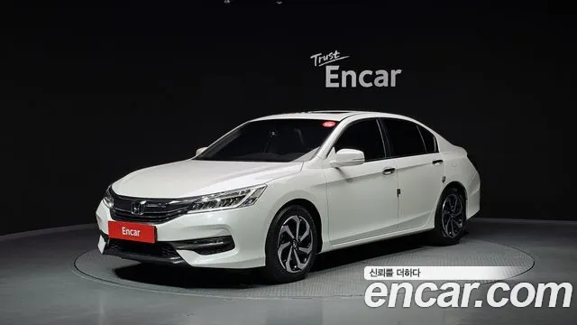 Honda Accord 2.4 9
