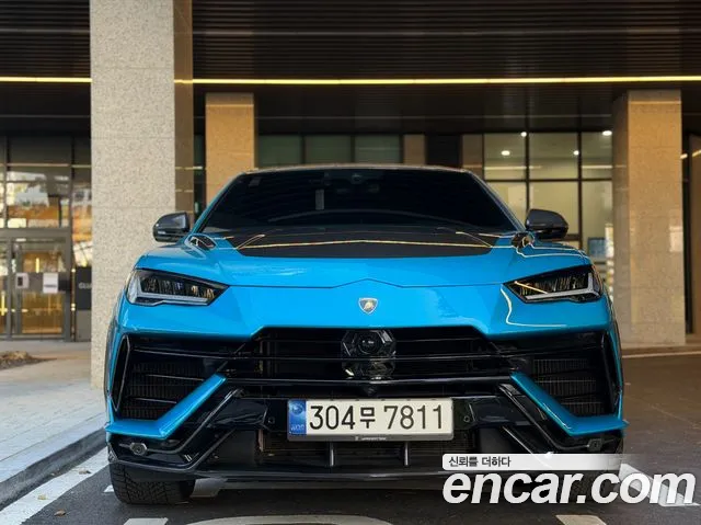Lamborghini 4.0 V8