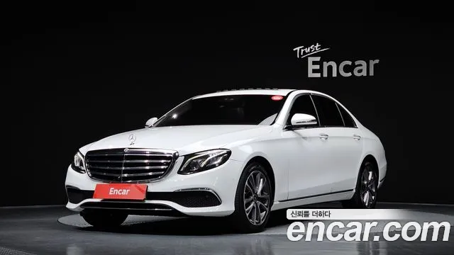 Mercedes-Benz E- W213 E300 Exclusive