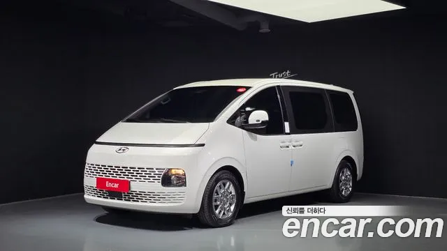 Hyundai Staria 9
