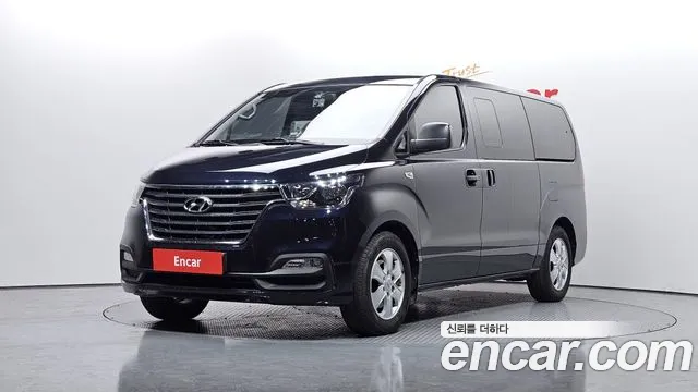 Hyundai The New Grand Starex 12
