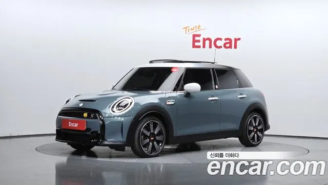 MINI Cooper S 5 3