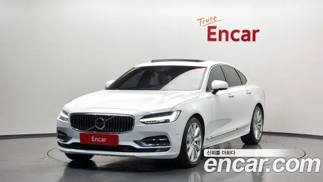 Volvo S90 T5